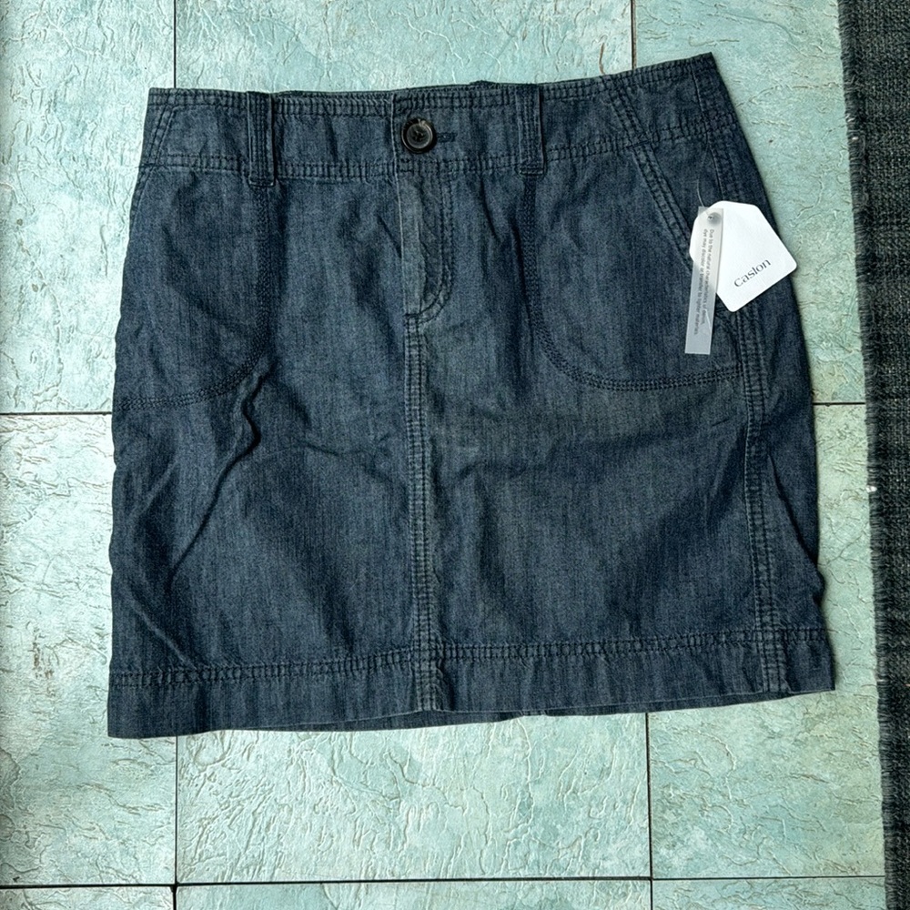 Caslon mini denim skirt. Size 2. New.